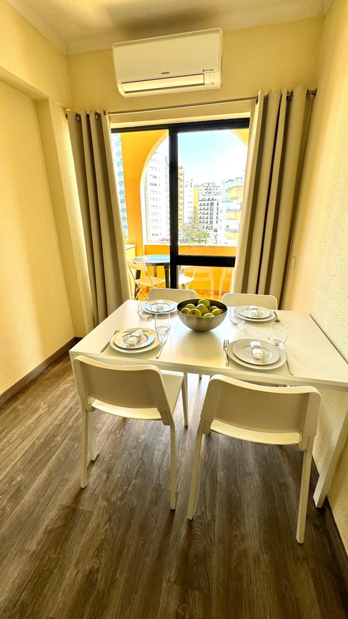 Praia Da Rocha, 5-F, Charming Apartment With Air Conditioning - Patio Da Rocha By Ig Portimao Exterior photo